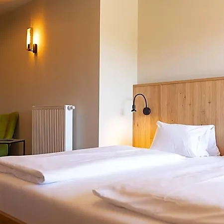 Finkensteiner Hof 3* Faak am See