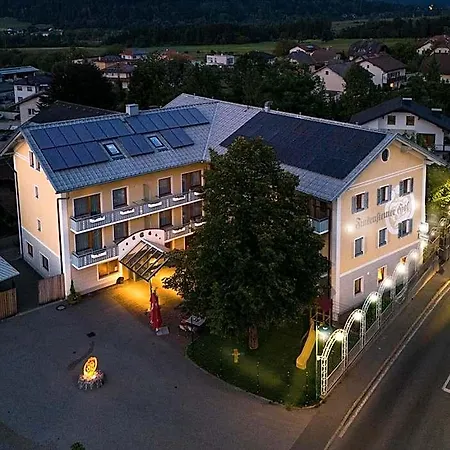 Finkensteiner Hof Hotel 3*
