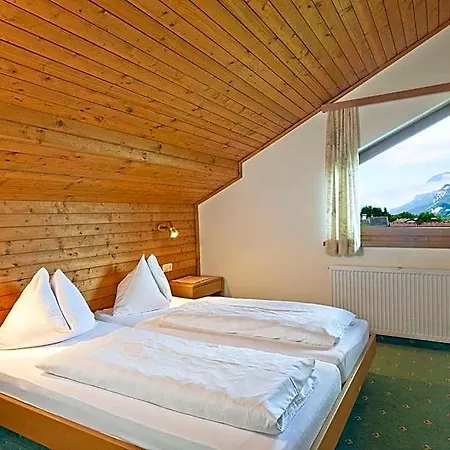 Finkensteiner Hof Hotel 3*